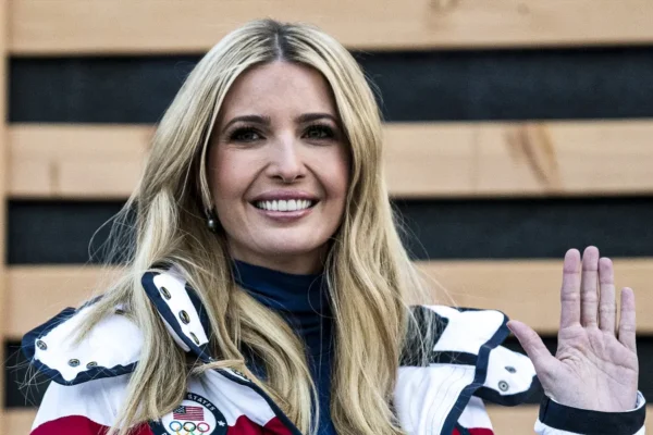 Ivanka Trump Shares Photos Celebrating Jeff Bezos and Lauren Sánchez’s Love Story